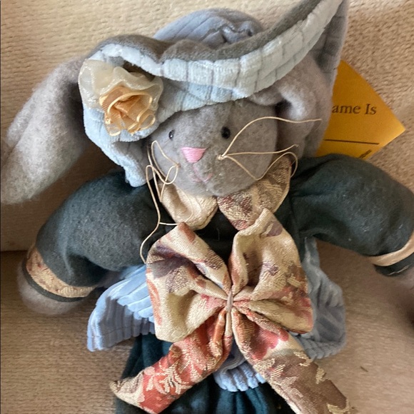 Melissa Ann Charming Plush Bunny Trio in Blue and Floral Outfits - Picture 7 of 9